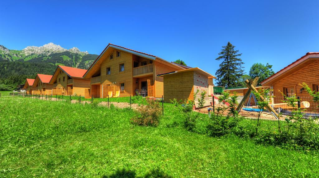 Feriendorf Am Hahnenkamm Reutte Εξωτερικό φωτογραφία