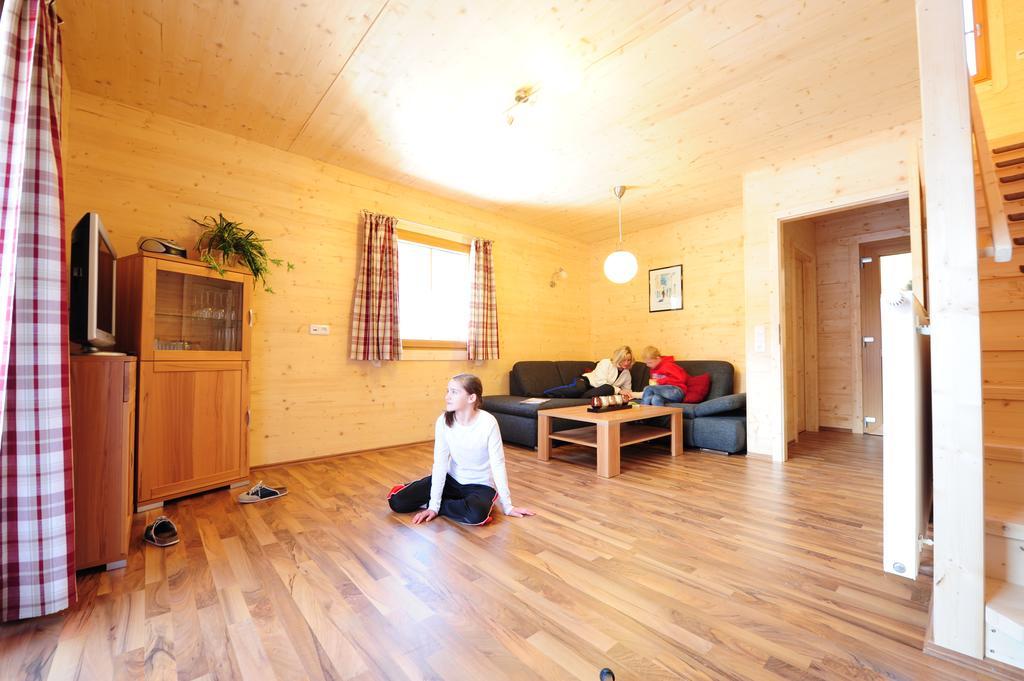Feriendorf Am Hahnenkamm Reutte Εξωτερικό φωτογραφία